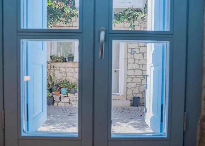 Alba Alacati Hotel *